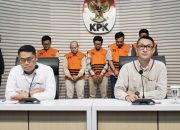 KPK Tahan Lima Tersangka Korupsi Kredit Fiktif di BPR Jepara Artha, Kerugian Negara Rp254 Miliar