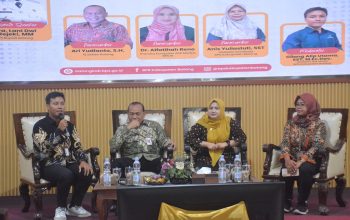 BPS Batang menggelar seminar untuk mengoptimalkan peran dari Big Data sebagai komponen penting menuju SDI, di Aula Kantor Bupati Batang.