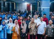 Menteri Komunikasi dan Digital Meutya Hafid dalam Kuliah Perdana di Universitas Muhammadiyah Sumatera Utara (UMSU) pada Senin (29/9/2025). (Foto: Humas Kemkomdigi)