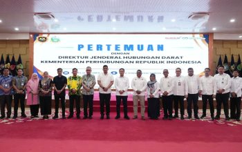 Kementerian Perhubungan melalui Direktorat Jenderal Perhubungan Darat mendorong percepatan pembangunan sistem transportasi massal perkotaan Bus Rapid Transit (BRT) Mebidang (Medan–Binjai–Deli Serdang). Program ini ditargetkan selesai dan beroperasi pada tahun 2027 guna memperkuat konektivitas dan mobilitas masyarakat di kawasan metropolitan Sumatera Utara./Foto Humas Kemenhub