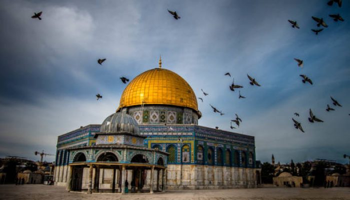 Bersama 7 Negara Islam, Indonesia Kecam Keras Penutupan Masjid Al-Aqsa oleh Israel