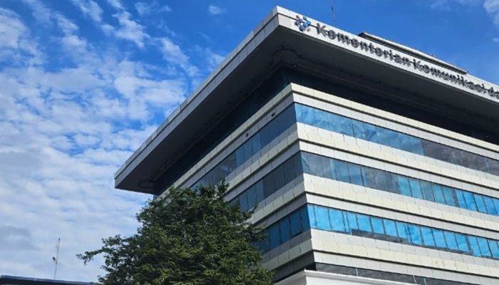 Kemkomdigi Dorong Internet Cepat Lewat Seleksi Frekuensi 700 MHz dan 2,6 GHz