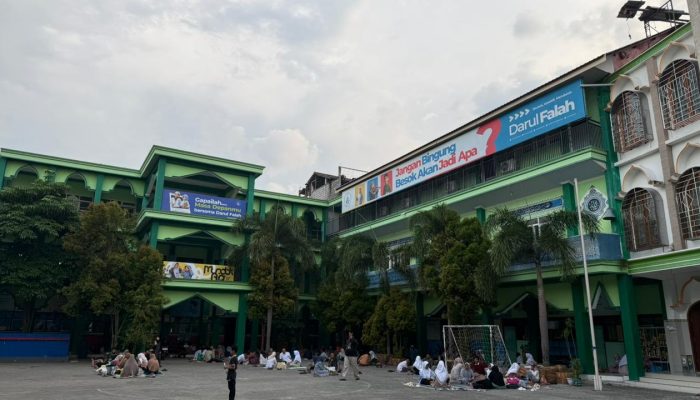 Penjengukan Adalah Madrasah Orang Tua, Kukuhkan Darul Falah Ponorogo Sebagai Pesantren Terbaik di Indonesia