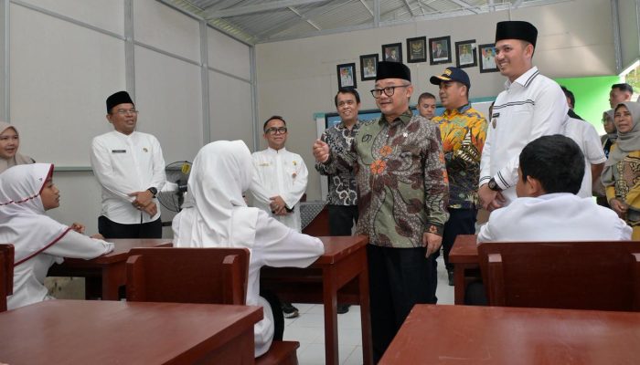 26 Ruang Kelas Darurat Dibangun, Siswa di Sumbar Kembali Nyaman Belajar