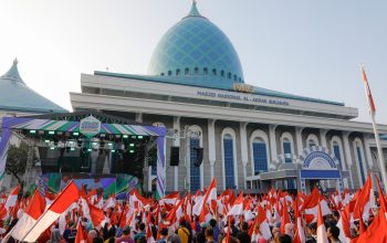 Pemprov Jatim Pastikan Pembagian Kupon Jalan Sehat Sesuai Ketentuan, Utamakan Ketertiban dan Kenyamanan Masyarakat