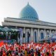 Pemprov Jatim Pastikan Pembagian Kupon Jalan Sehat Sesuai Ketentuan, Utamakan Ketertiban dan Kenyamanan Masyarakat