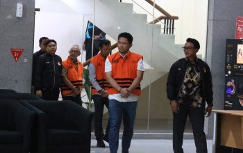 KPK Tahan Tiga Tersangka Korupsi Proyek Gedung Pemkab Lamongan, Negara Merugi Rp35,7 Miliar