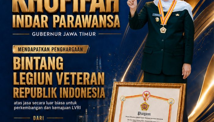 Gubernur Khofifah Terima Bintang LVRI, Dorong Generasi Muda Lanjutkan Perjuangan melalui Bela Negara dan Pengabdian