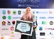 Alumni Tambakberas Khilma Anis Raih Radar Jember Awards 2026, Bawa Nilai Pesantren ke Sastra dan Sinema Nasional