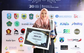Alumni Tambakberas Khilma Anis Raih Radar Jember Awards 2026, Bawa Nilai Pesantren ke Sastra dan Sinema Nasional