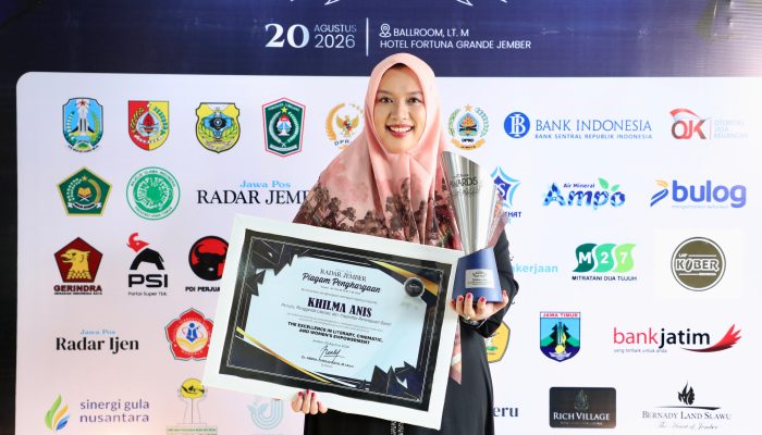 Alumni Tambakberas Khilma Anis Raih Radar Jember Awards 2026, Bawa Nilai Pesantren ke Sastra dan Sinema Nasional